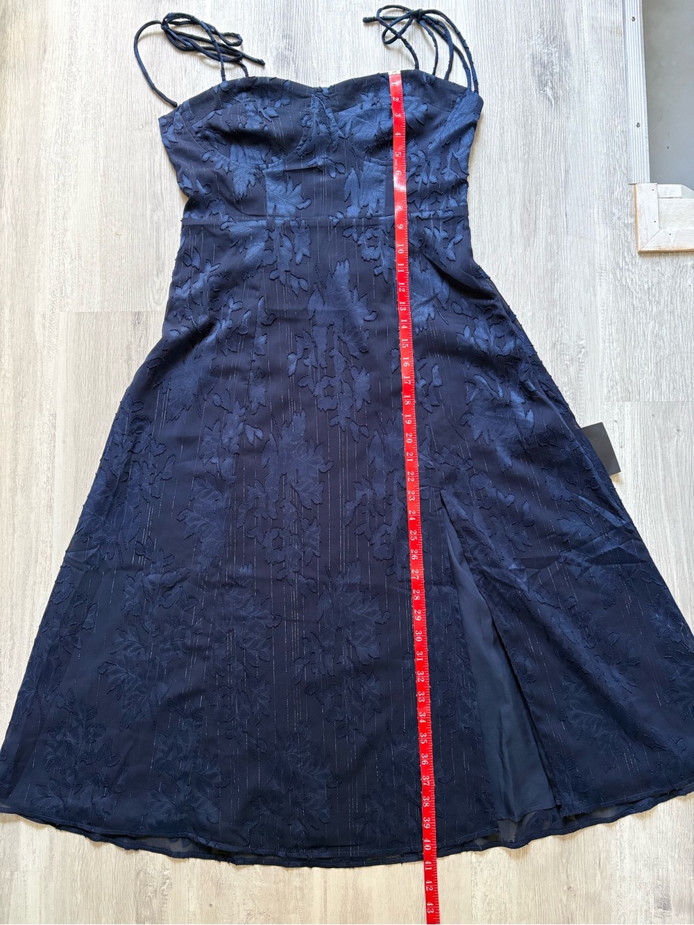 NWT Lulus Loveliest Looks Navy Blue Floral Jacquard Tie-Strap Midi Dress Size L - Picture 14 of 15
